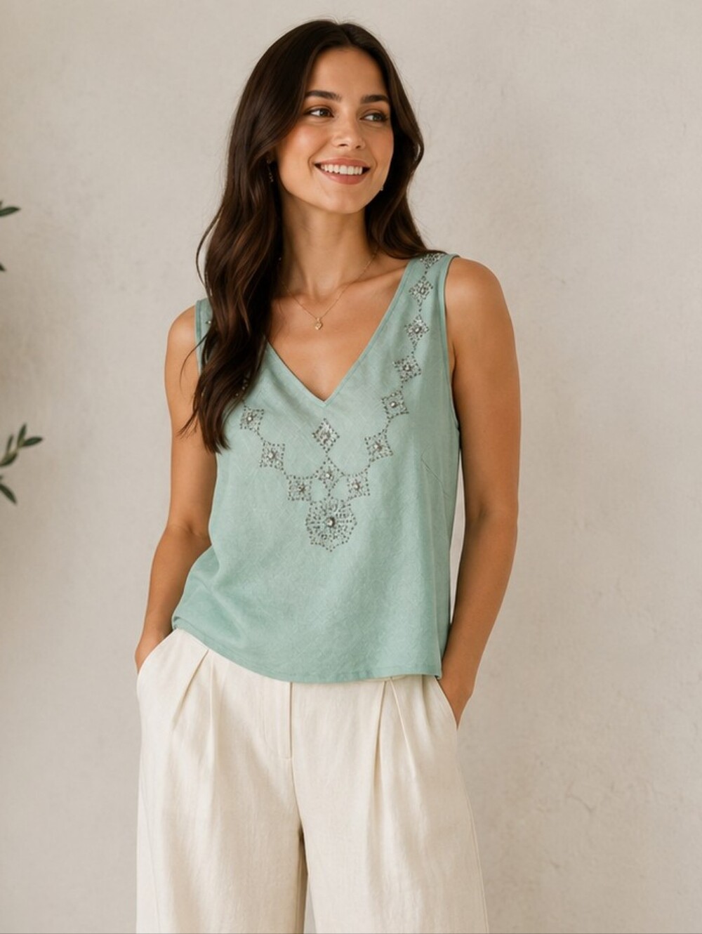 Saint Tropez 100% Linen Pastel Green Tank Shell Rhinestone Trim Sz L Coastal